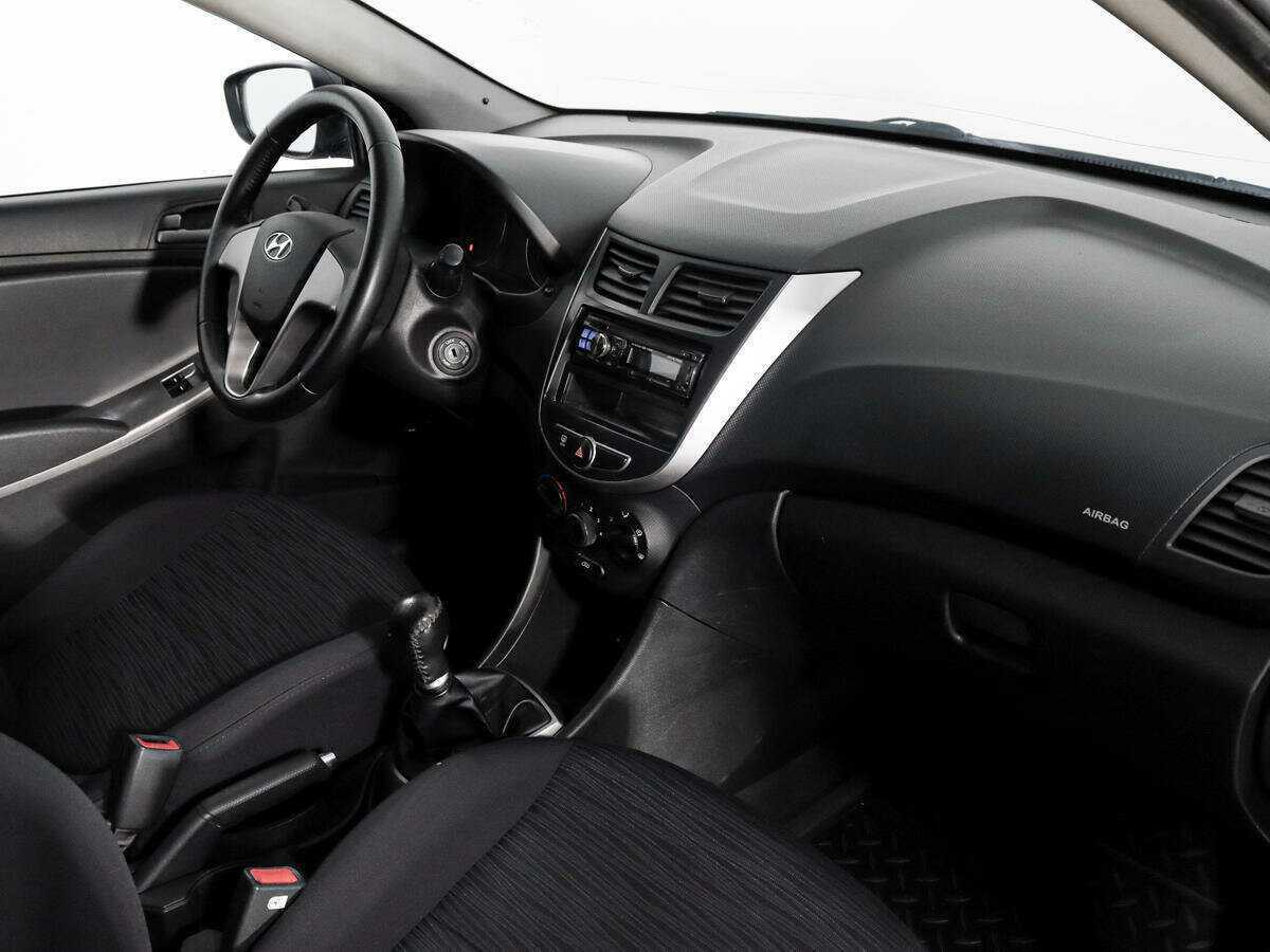 Купить Hyundai Solaris, 2014, 259 937 км.. Фото: #10