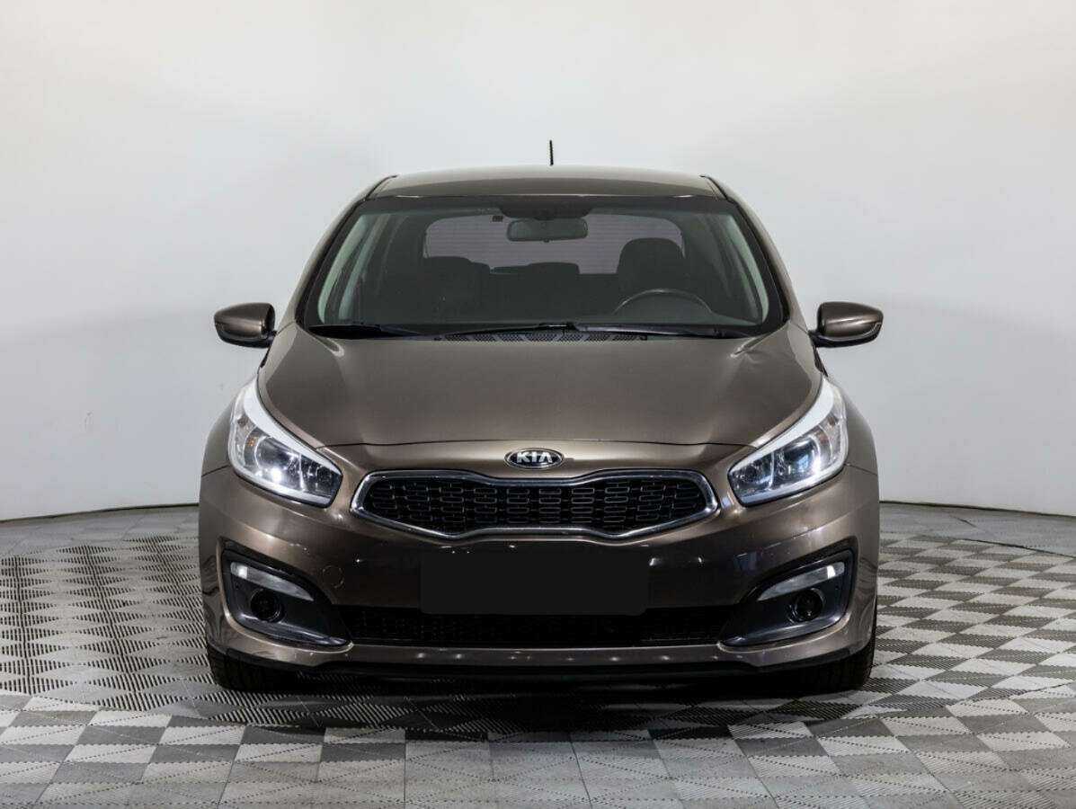 Купить Kia Ceed, 2015, 130 452 км.. Фото: #1