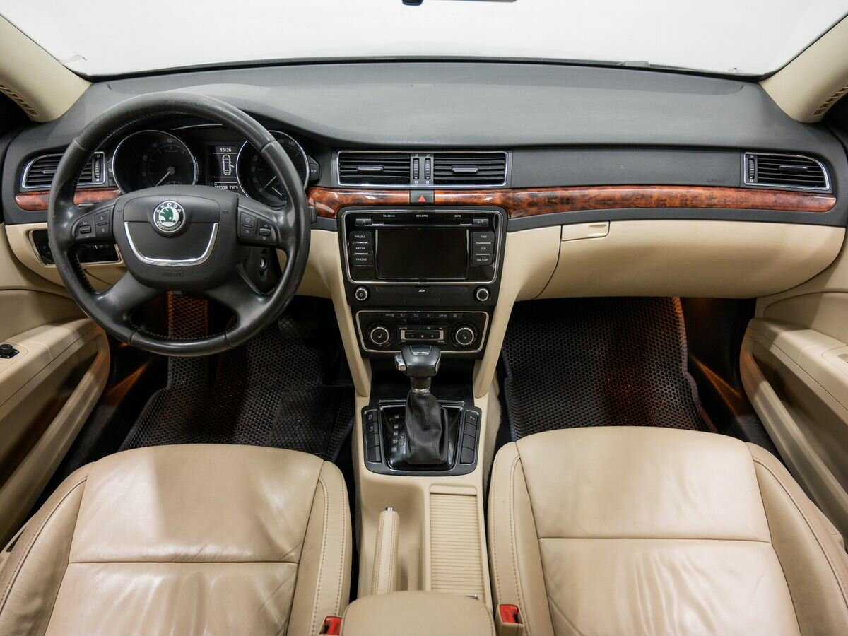 Купить Skoda Superb, 2012, 288 337 км.. Фото: #10