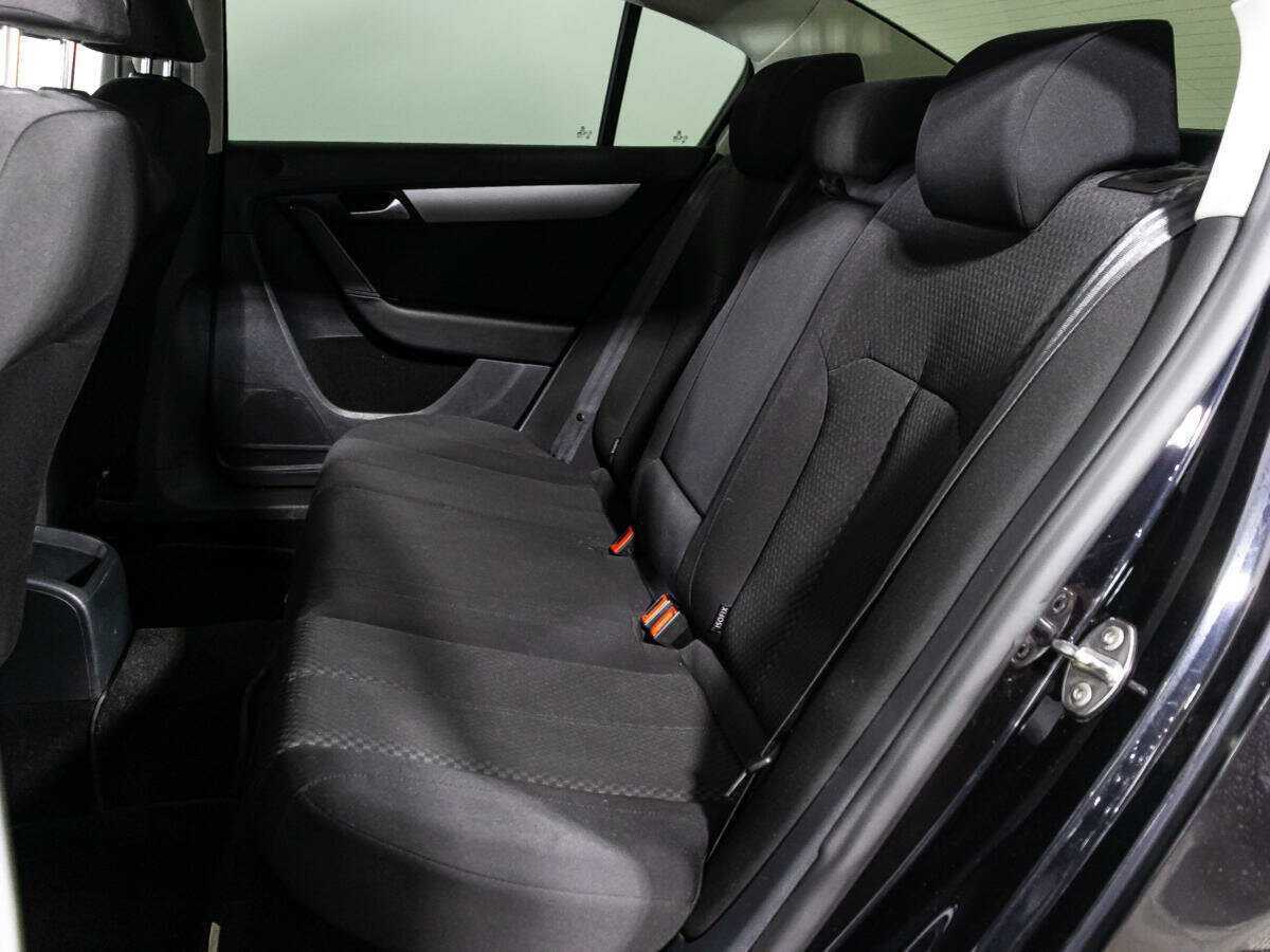 Купить Volkswagen Passat, 2013, 143 387 км.. Фото: #9