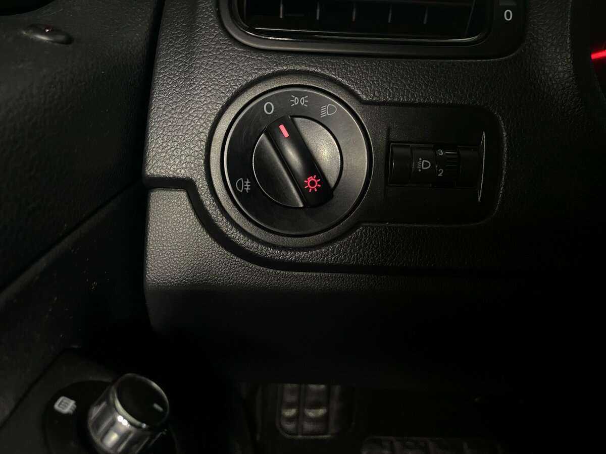 Купить Volkswagen Polo, 2017, 100 072 км.. Фото: #17