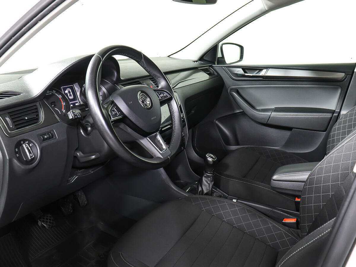 Купить Skoda Rapid, 2018, 120 045 км.. Фото: #12