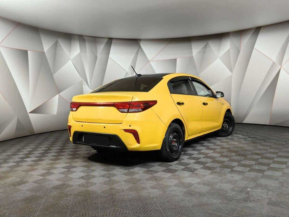 Купить Kia Rio, 2017, 239 531 км.. Фото: #1