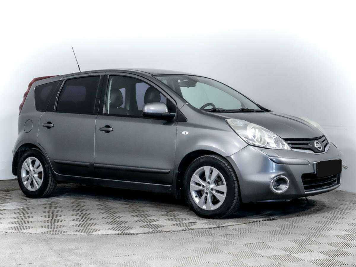 Купить Nissan Note, 2012, 119 665 км.. Фото: #2