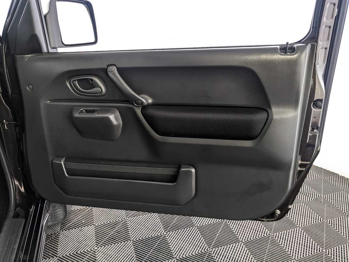 Купить Suzuki Jimny, 2017, 69 819 км.. Фото: #18