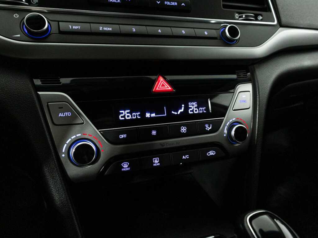 Купить Hyundai Elantra, 2017, 205 697 км.. Фото: #14