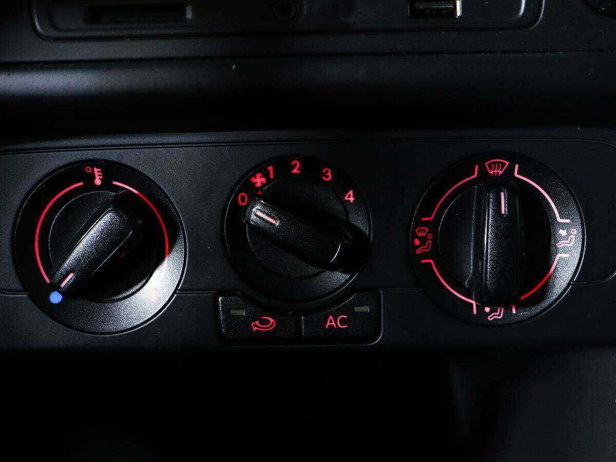 Купить Volkswagen Polo, 2014, 56 017 км.. Фото: #13