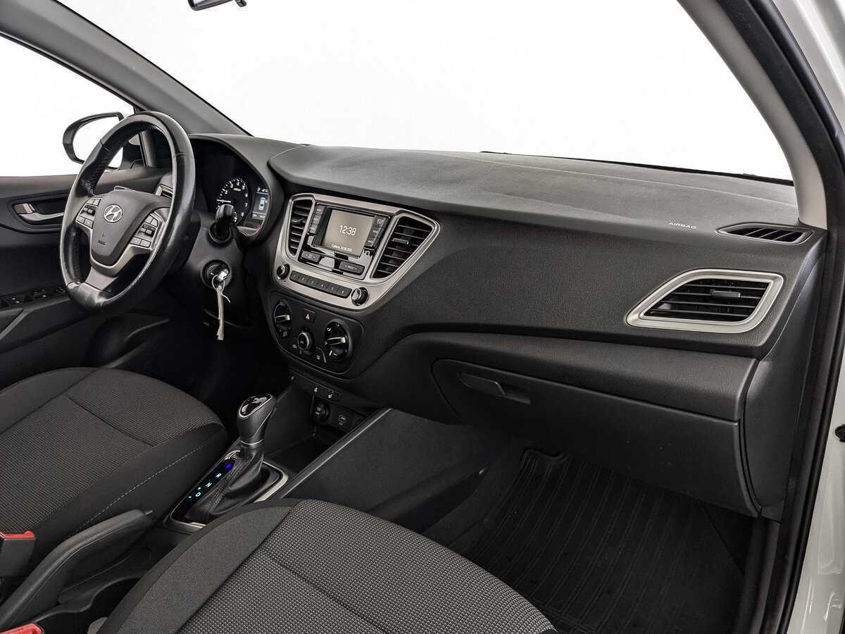 Купить Hyundai Solaris, 2019, 46 124 км.. Фото: #8