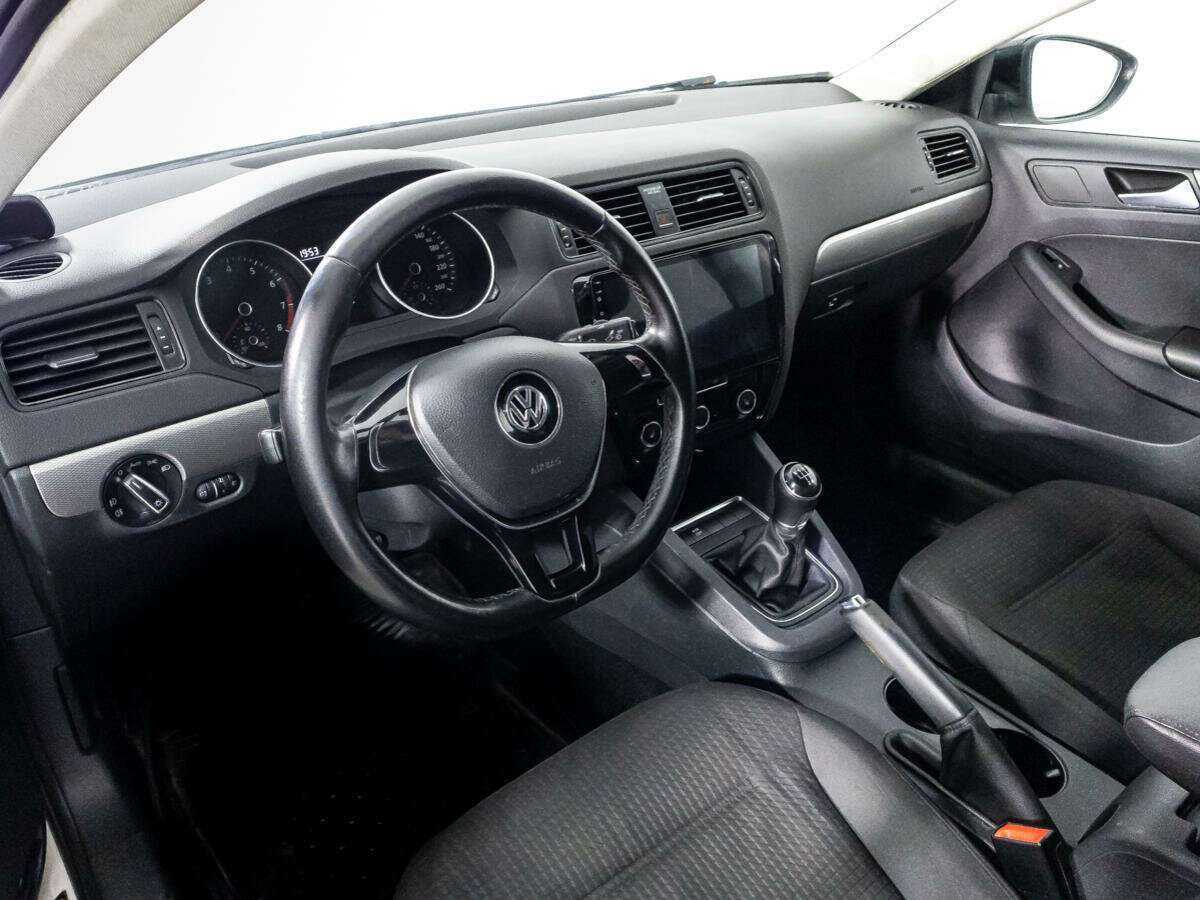Купить Volkswagen Jetta, 2015, 143 848 км.. Фото: #10