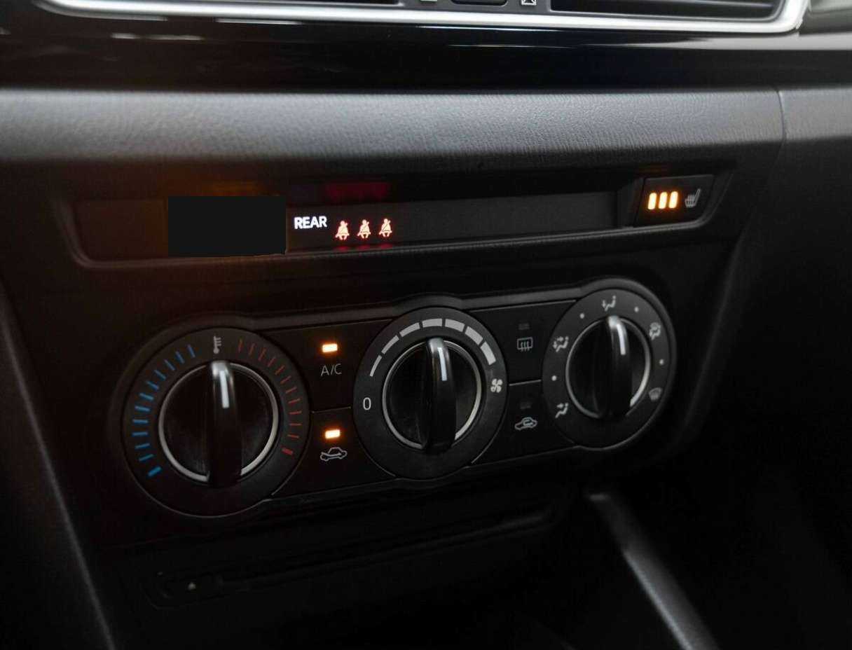 Купить Mazda 3, 2013, 111 316 км.. Фото: #19