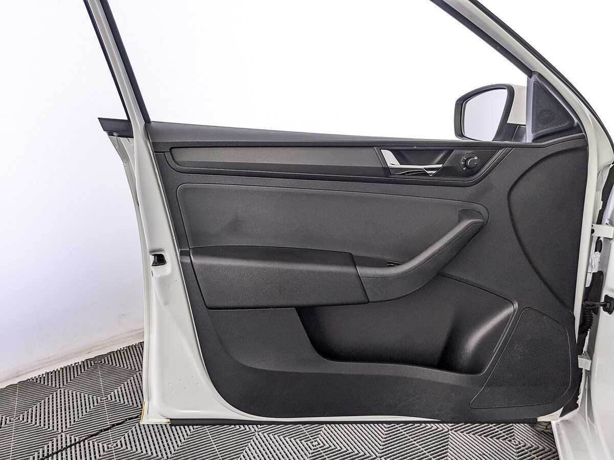 Купить Skoda Rapid, 2019, 89 344 км.. Фото: #15