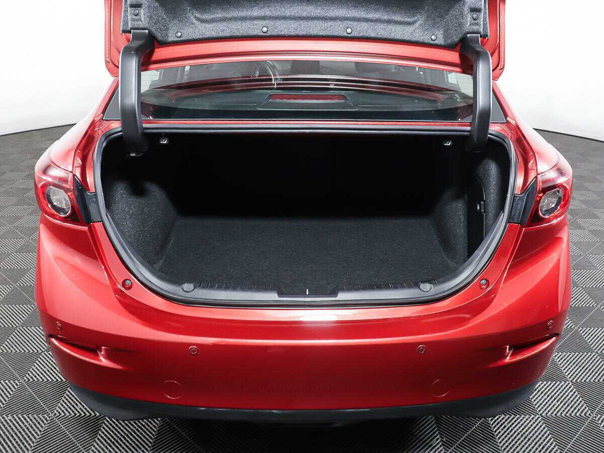 Купить Mazda 3, 2018, 50 655 км.. Фото: #9