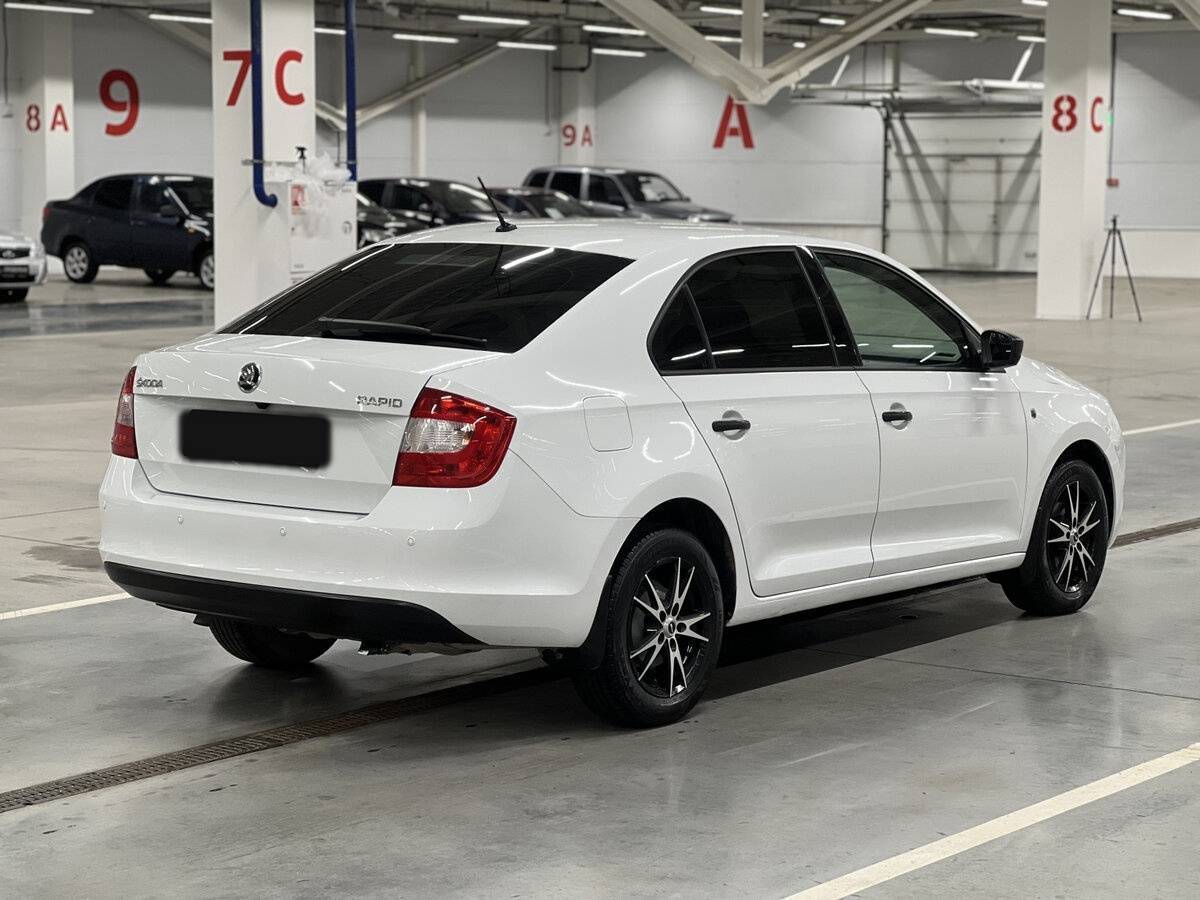 Купить Skoda Rapid, 2016, 140 891 км.. Фото: #4