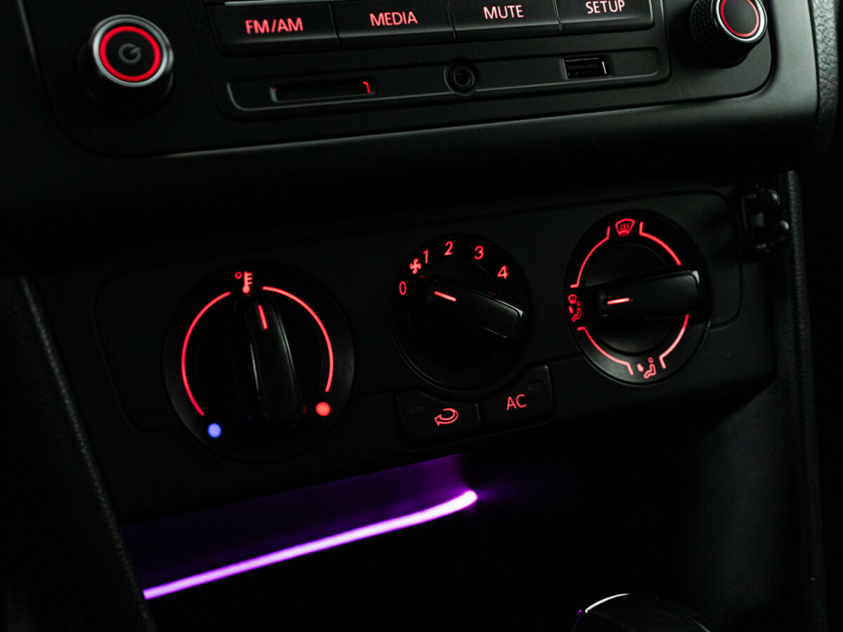 Купить Volkswagen Polo, 2013, 218 450 км.. Фото: #14