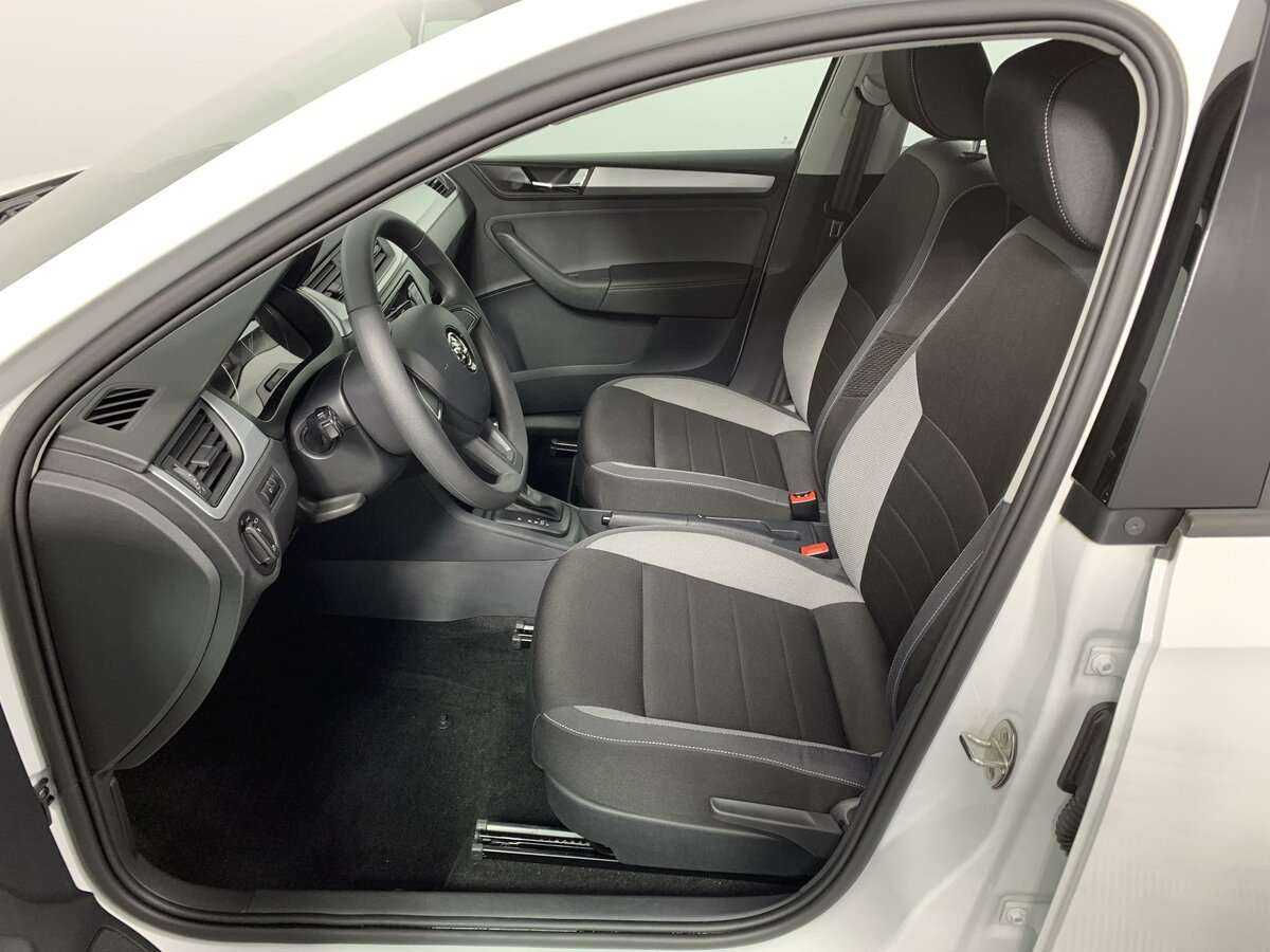 Купить Skoda Rapid, 2019, 29 610 км.. Фото: #13