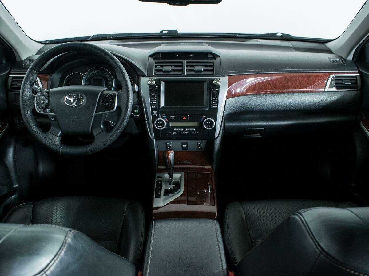 Купить Toyota Camry, 2012, 296 235 км.. Фото: #11