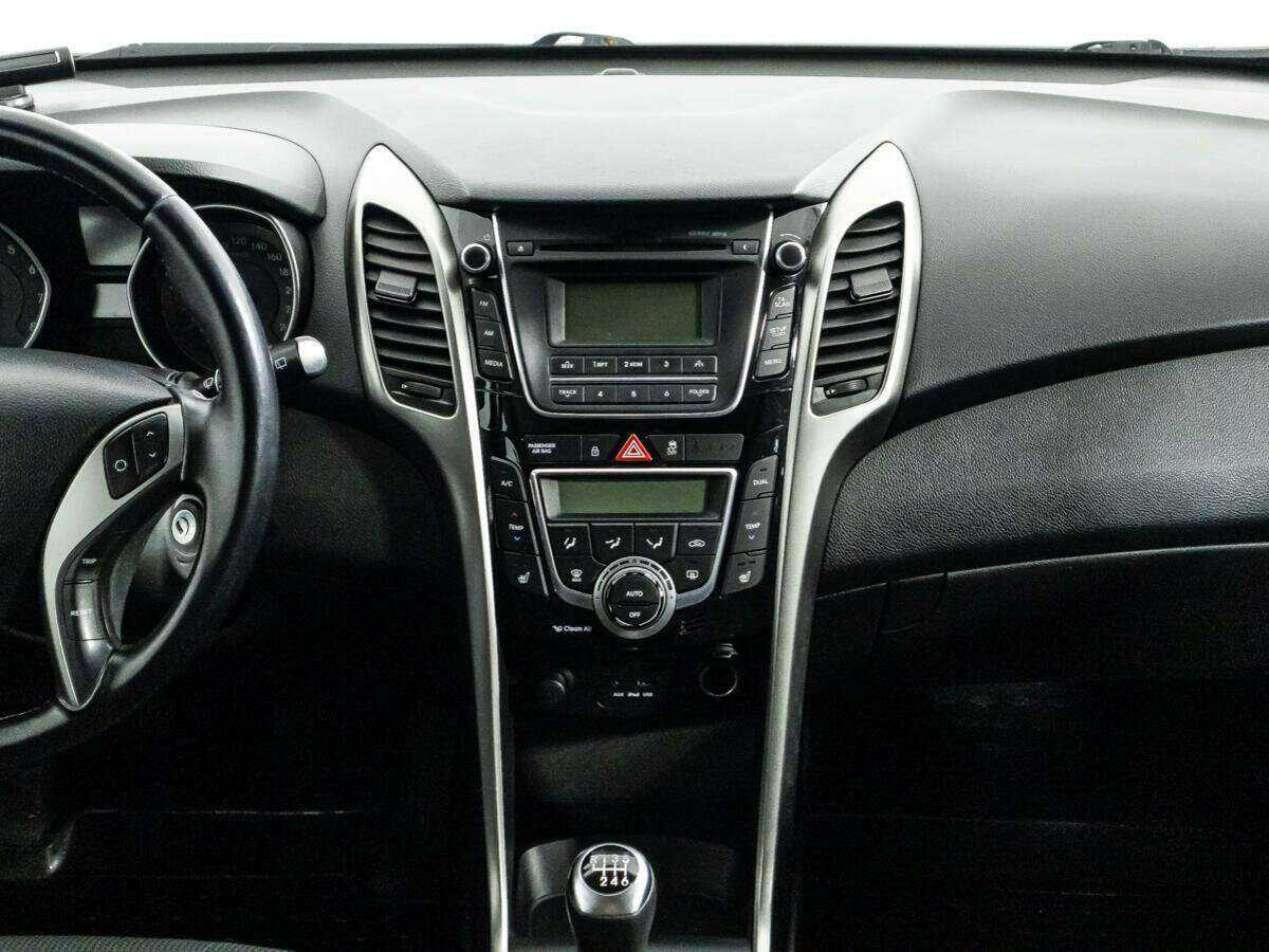 Купить Hyundai i30, 2013, 141 173 км.. Фото: #13