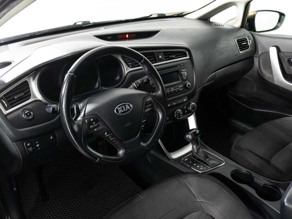 Купить Kia Ceed, 2016, 68 000 км.. Фото: #10