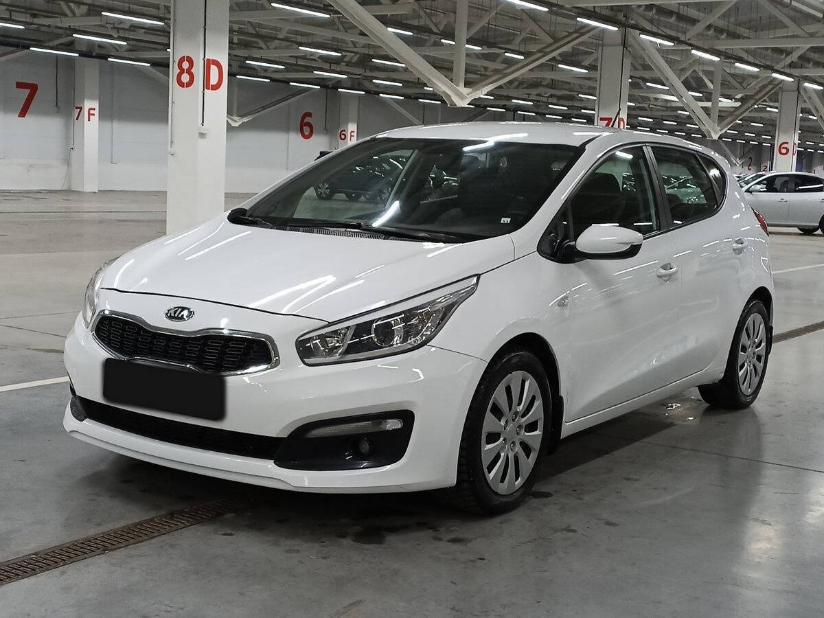 Купить Kia Ceed, 2015, 189 400 км.. Фото: #0