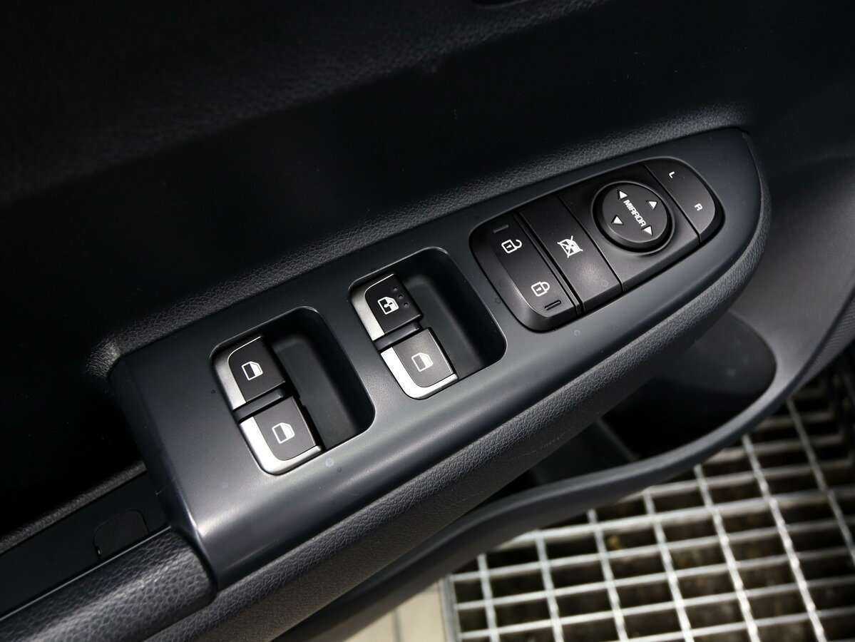 Купить Kia Rio, 2020, 44 000 км.. Фото: #15