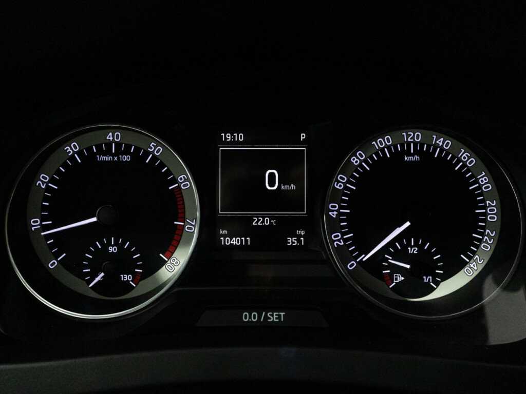 Купить Skoda Rapid, 2016, 103 950 км.. Фото: #11