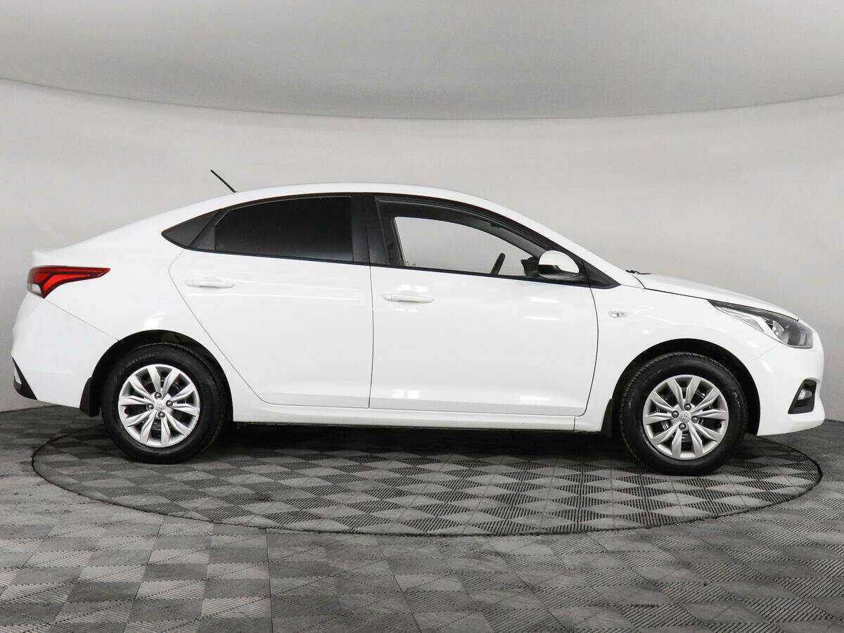 Купить Hyundai Solaris, 2018, 79 669 км.. Фото: #3