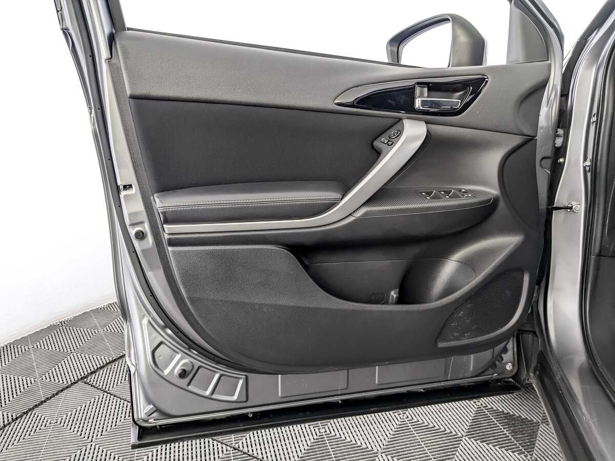 Купить Mitsubishi Eclipse Cross, 2019, 47 117 км.. Фото: #16