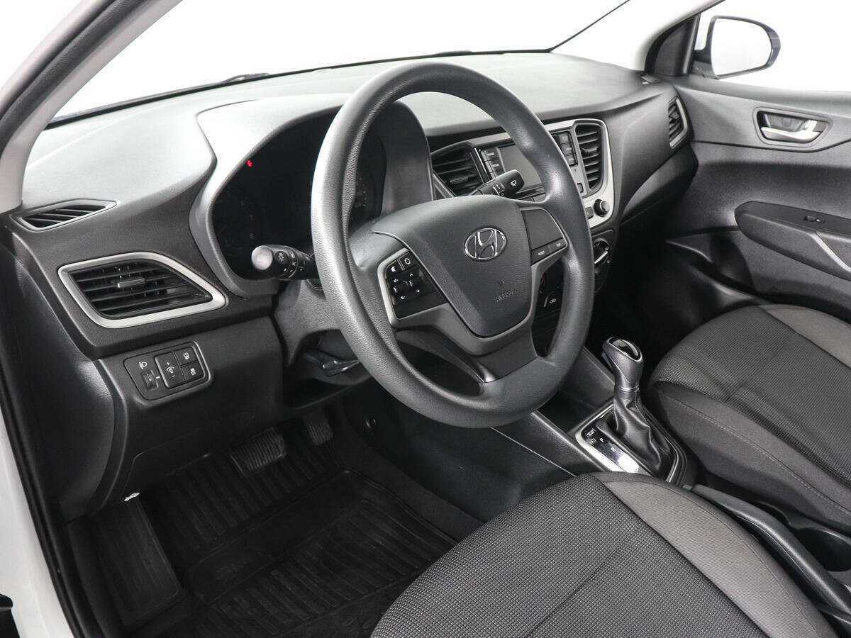 Купить Hyundai Solaris, 2017, 111 194 км.. Фото: #8