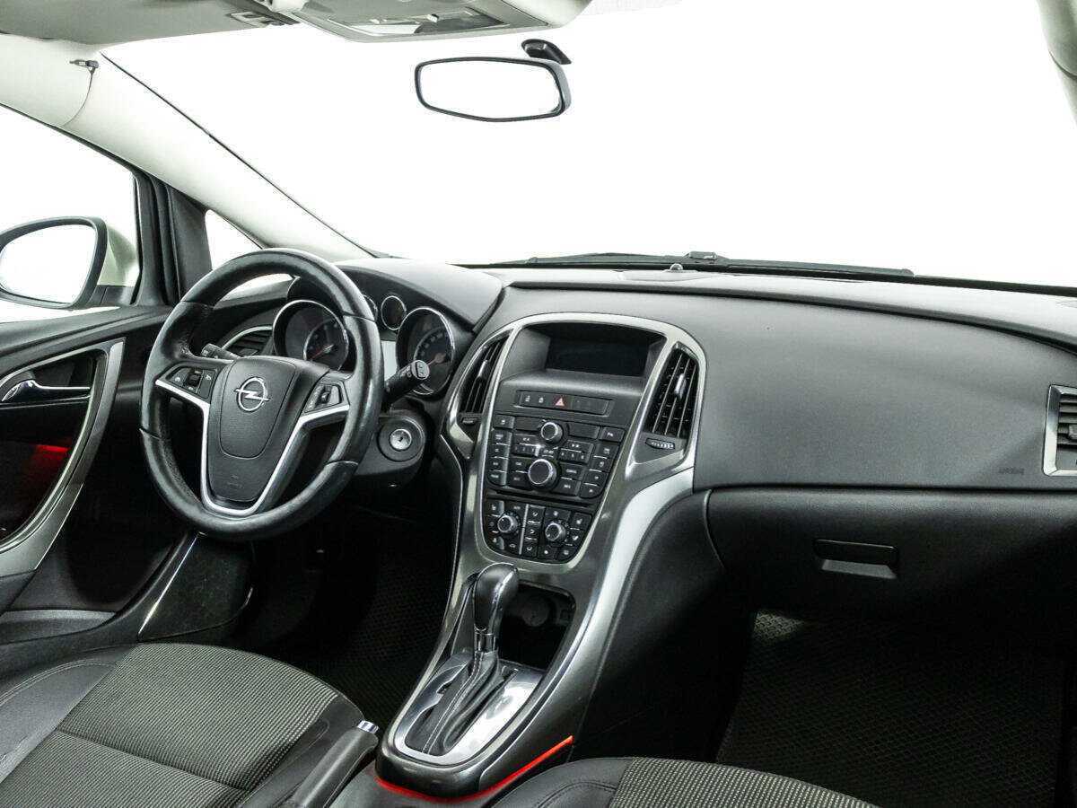 Купить Opel Astra, 2012, 99 197 км.. Фото: #8