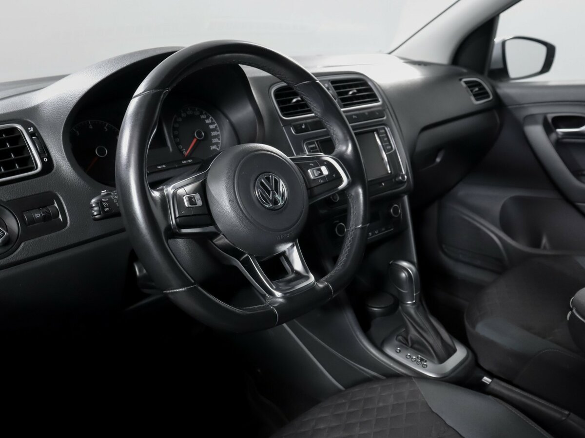 Купить Volkswagen Polo, 2019, 35 558 км.. Фото: #11