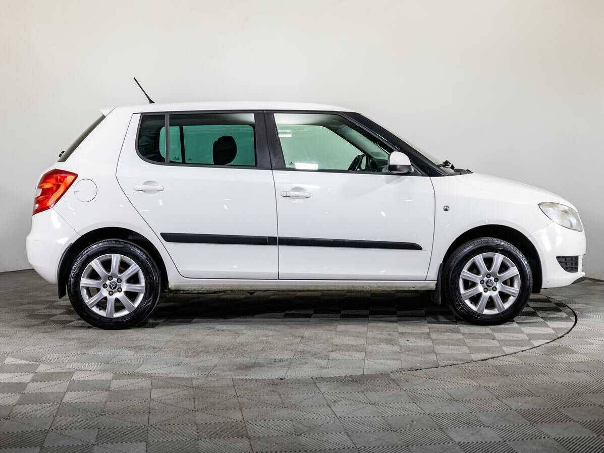 Купить Skoda Fabia, 2014, 158 729 км.. Фото: #3