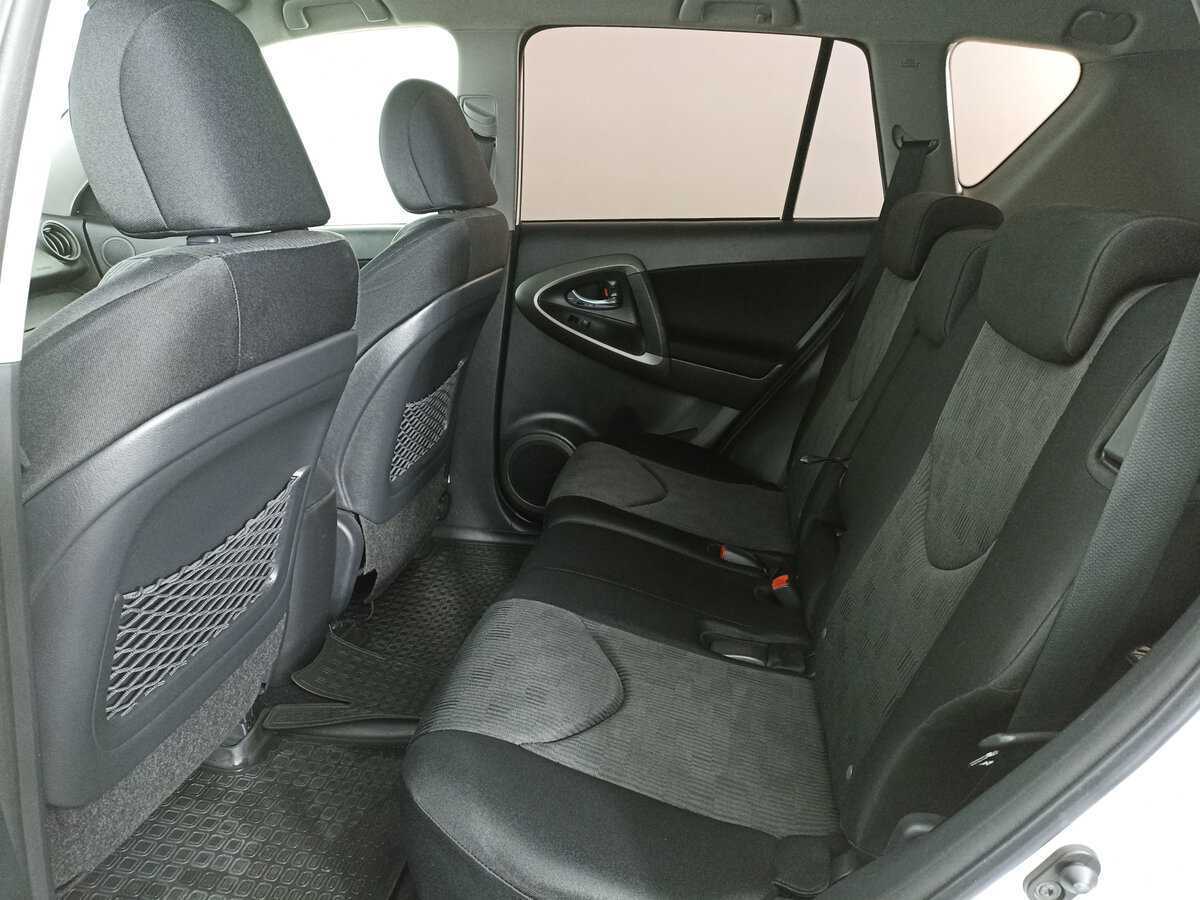 Купить Toyota RAV4, 2012, 150 002 км.. Фото: #9