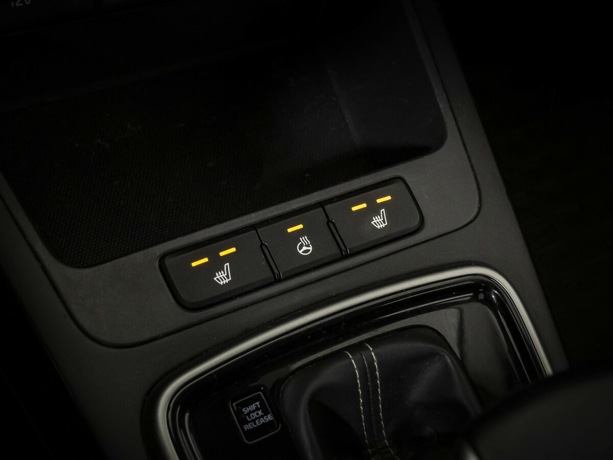 Купить Kia Rio, 2019, 88 321 км.. Фото: #9