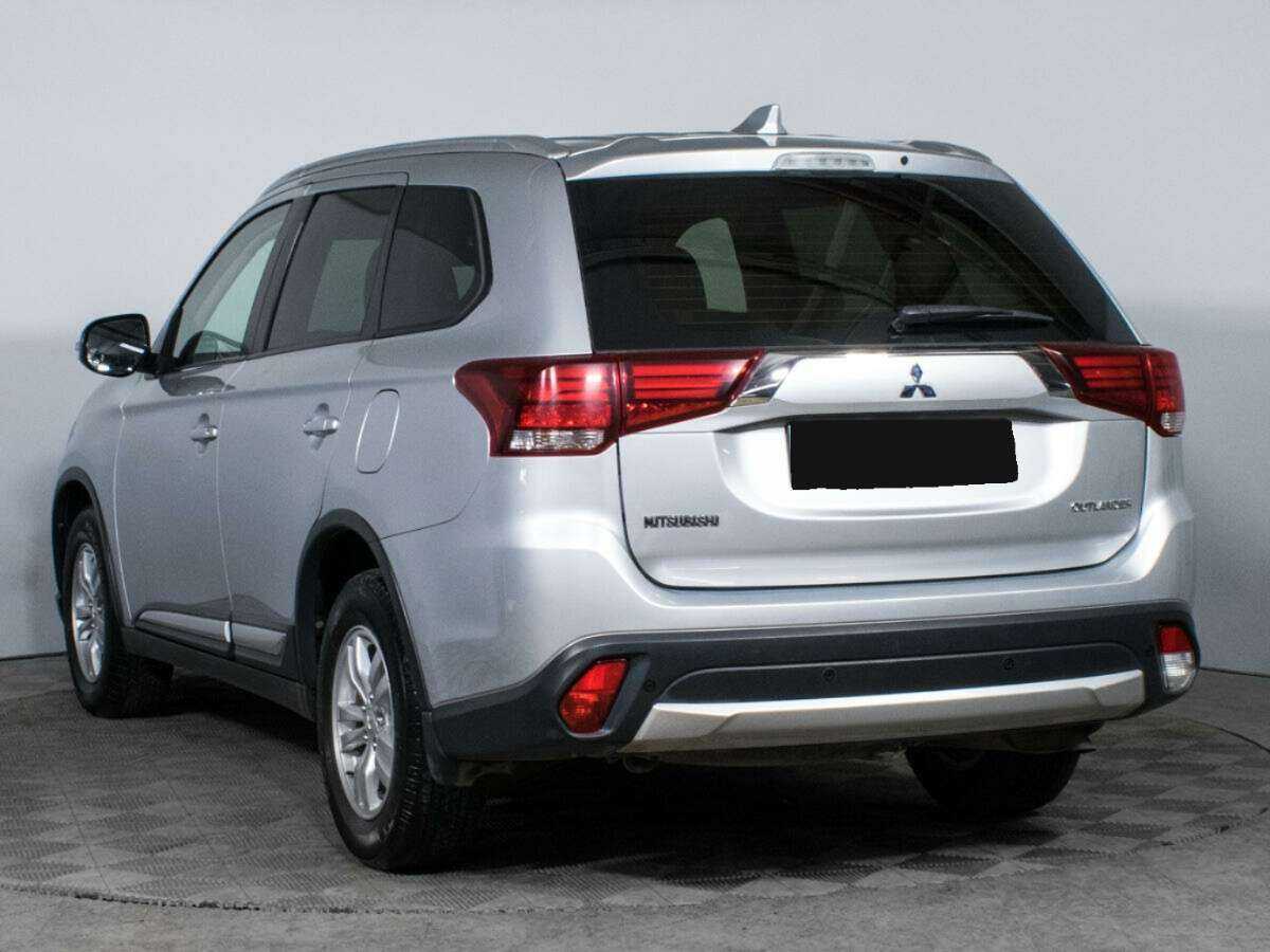 Купить Mitsubishi Outlander, 2017, 144 572 км.. Фото: #5