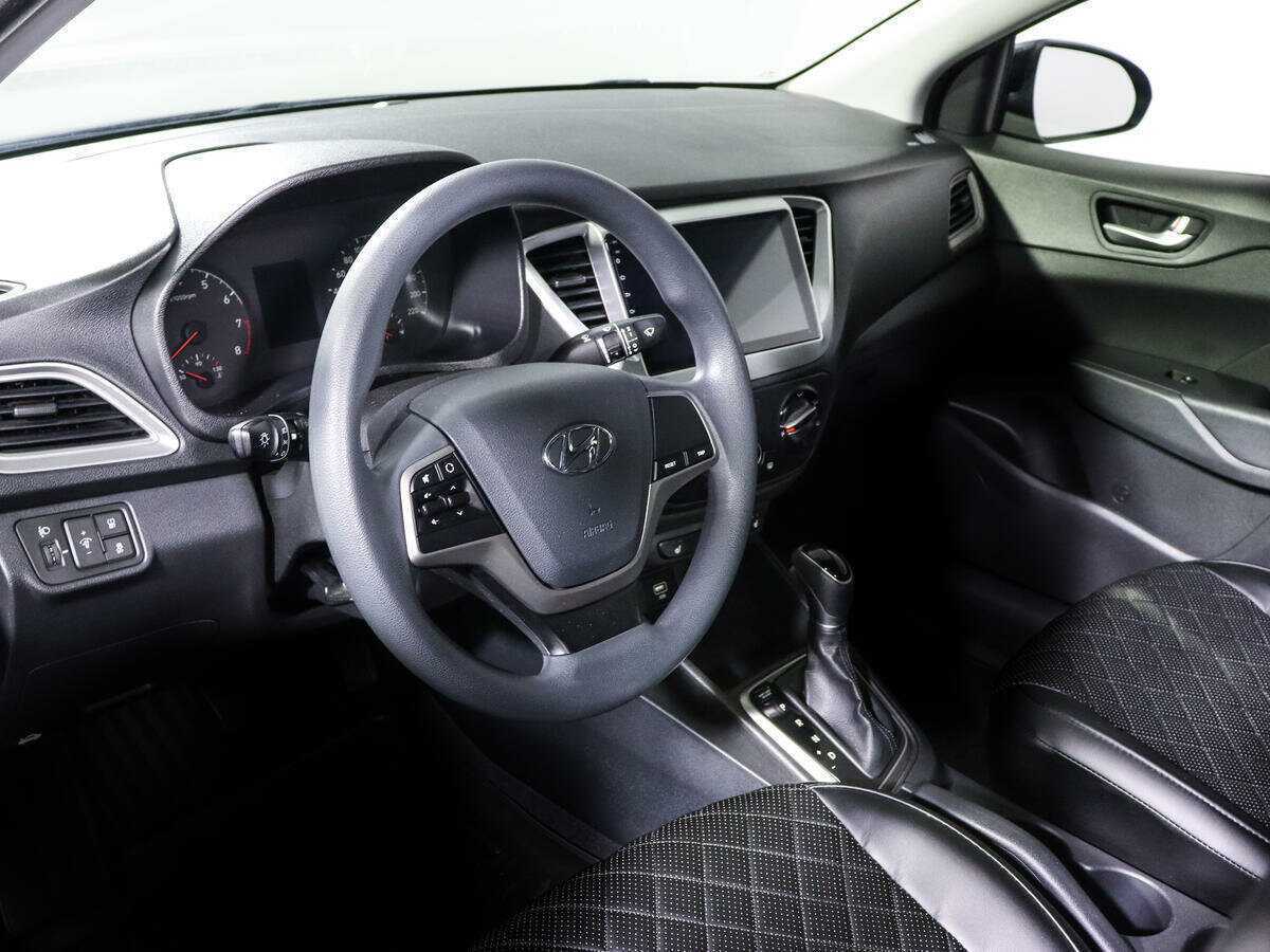 Купить Hyundai Solaris, 2019, 56 000 км.. Фото: #1