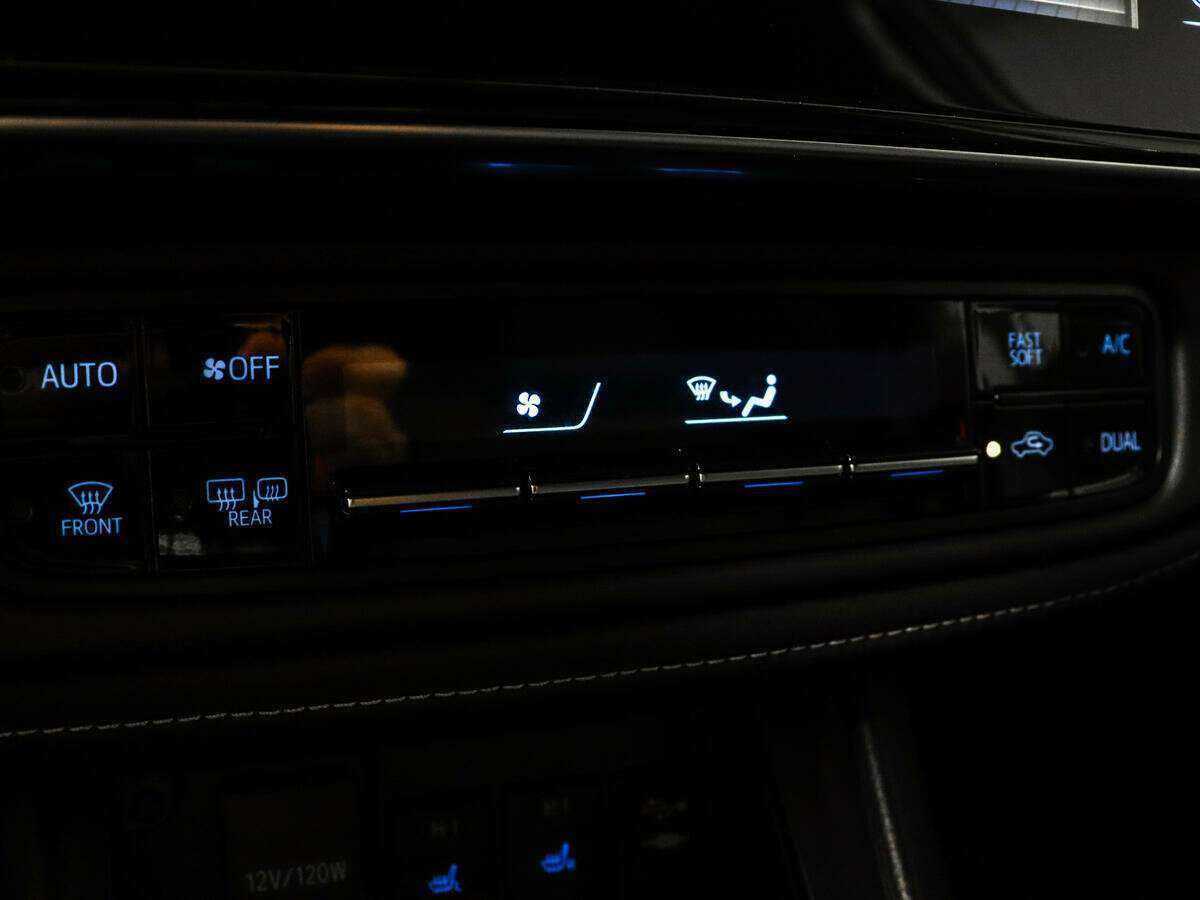 Купить Toyota Corolla, 2018, 56 000 км.. Фото: #12