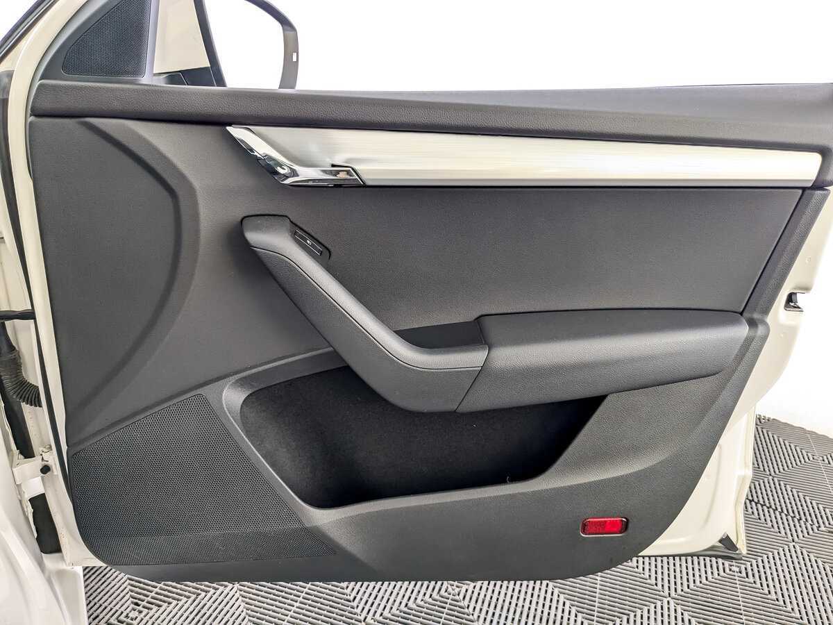 Купить Skoda Octavia, 2017, 140 527 км.. Фото: #19