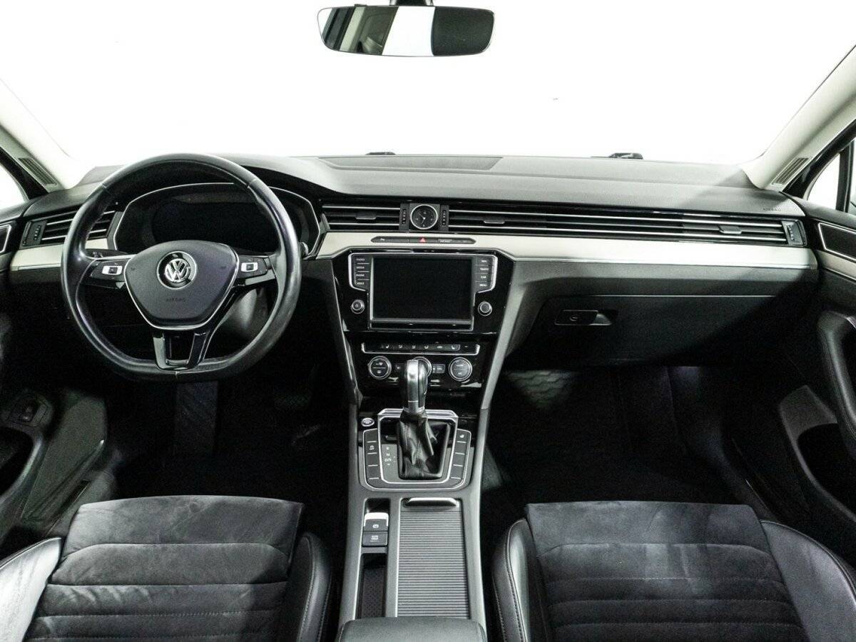 Купить Volkswagen Passat, 2017, 138 028 км.. Фото: #12
