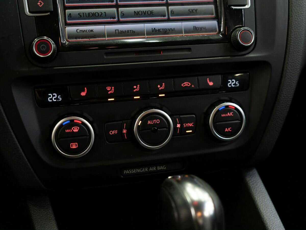 Купить Volkswagen Jetta, 2013, 188 137 км.. Фото: #13