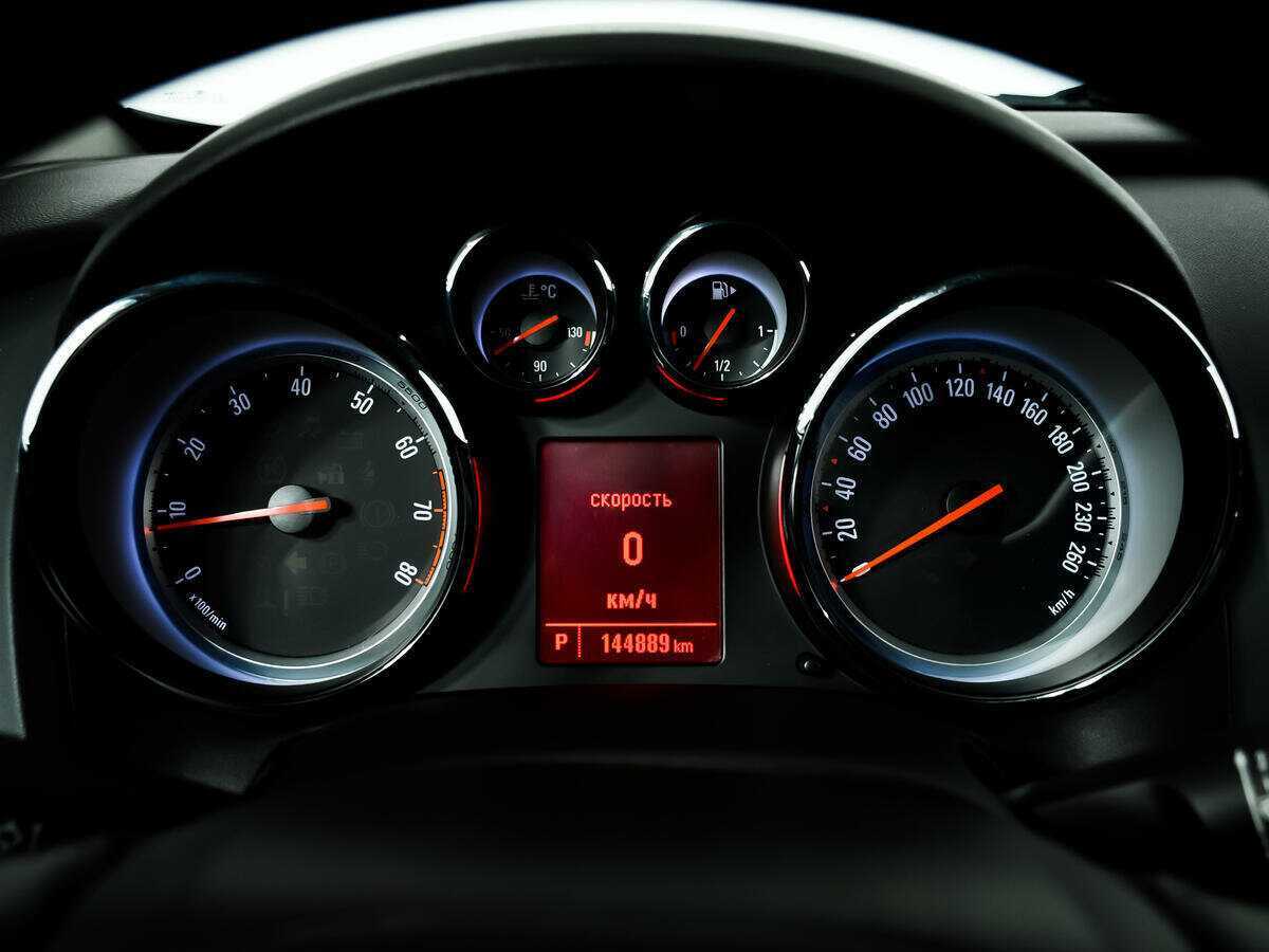 Купить Opel Astra, 2013, 144 866 км.. Фото: #9