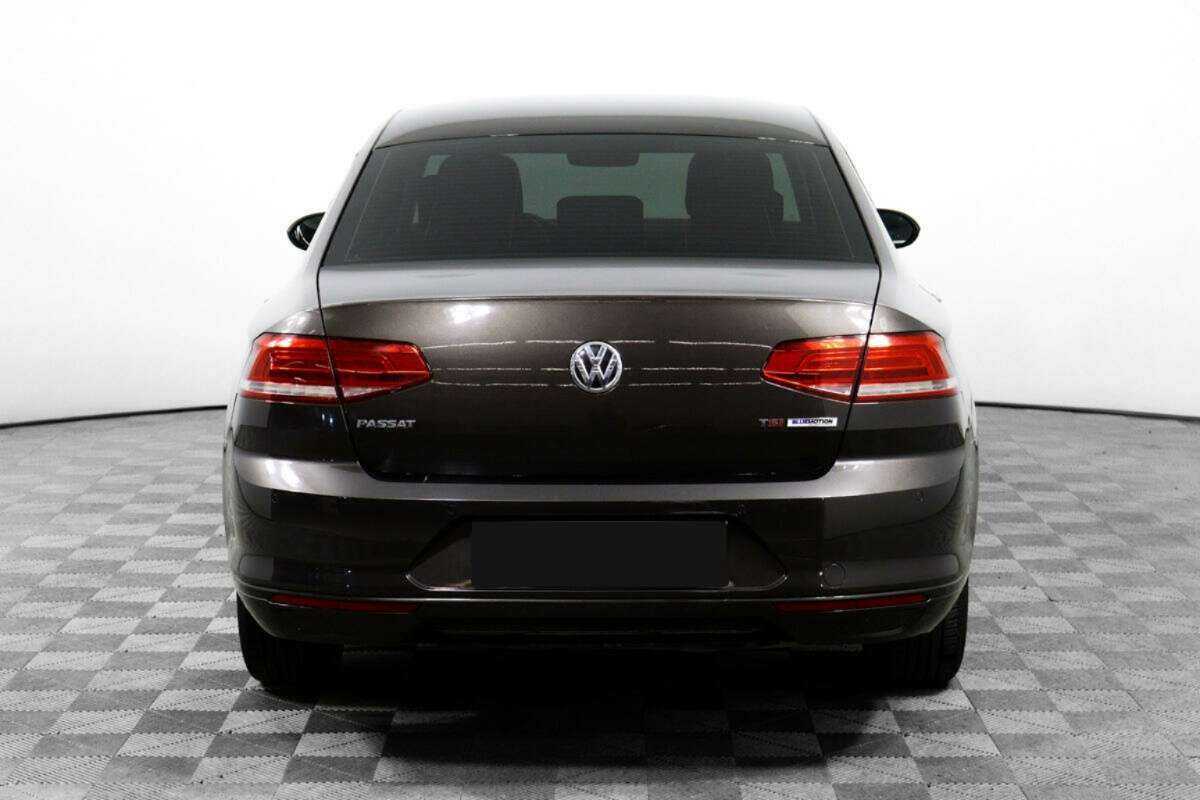 Купить Volkswagen Passat, 2016, 130 800 км.. Фото: #5