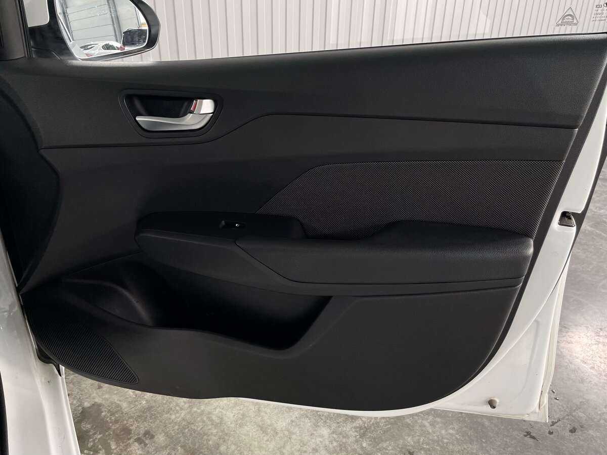 Купить Hyundai Solaris, 2018, 64 084 км.. Фото: #21