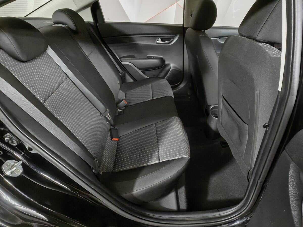 Купить Kia Rio, 2017, 154 935 км.. Фото: #11