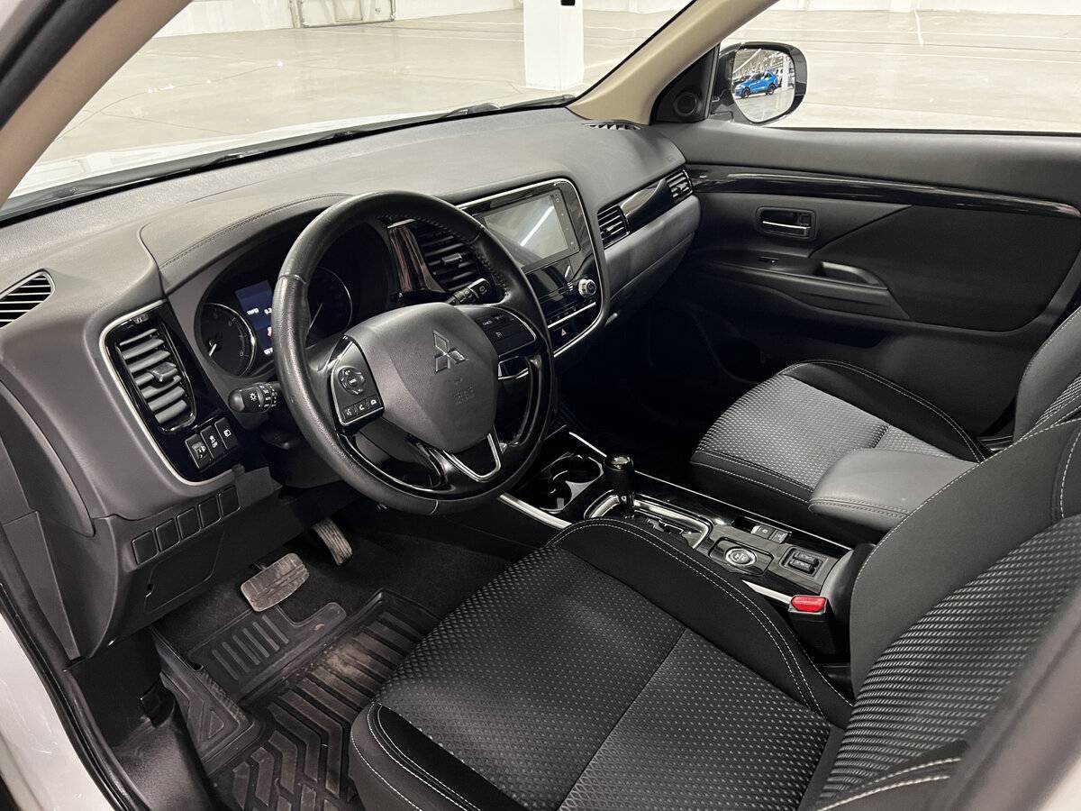 Купить Mitsubishi Outlander, 2021, 61 052 км.. Фото: #15