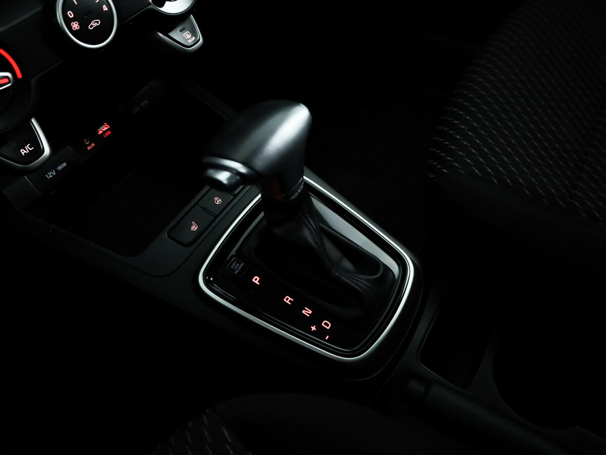 Купить Kia Rio, 2017, 120 000 км.. Фото: #18