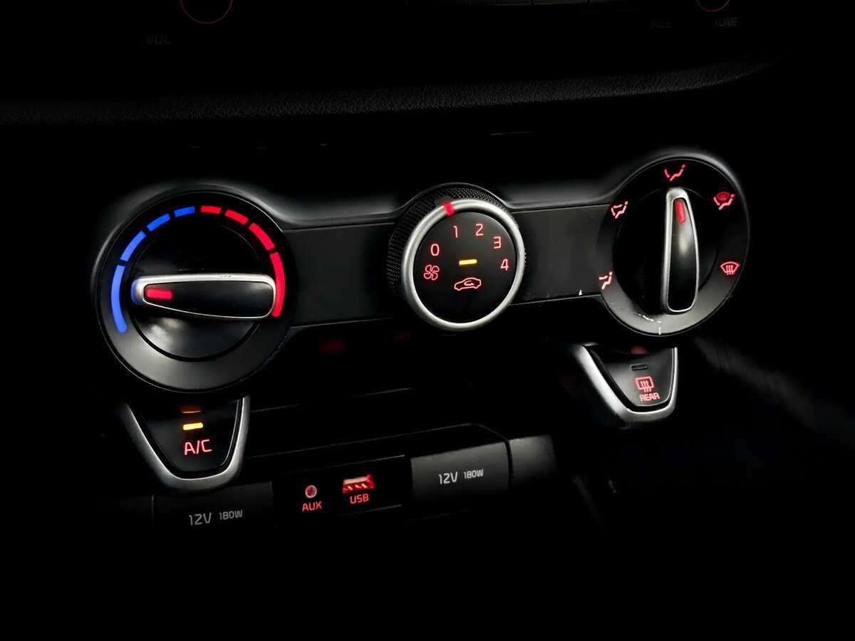 Купить Kia Rio, 2020, 193 996 км.. Фото: #22