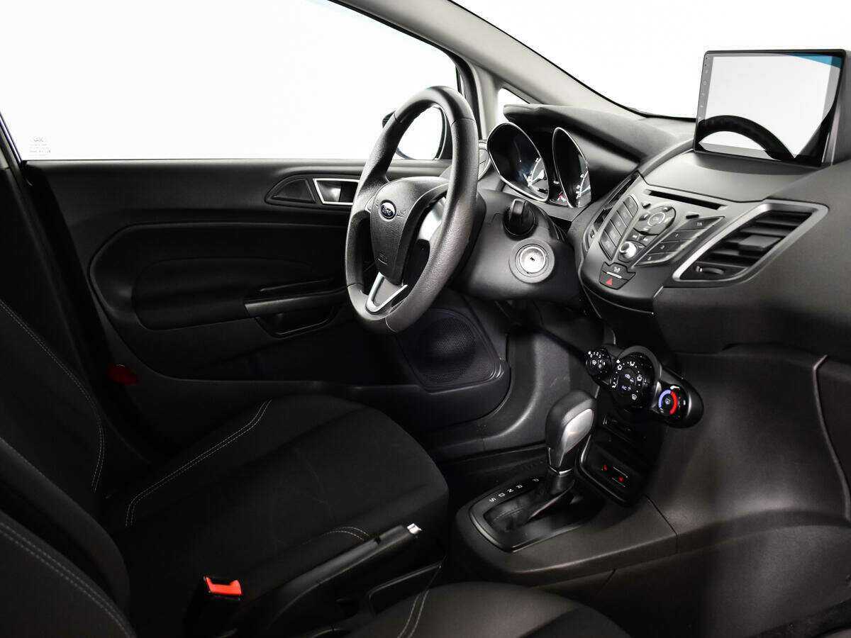 Купить Ford Fiesta, 2016, 102 787 км.. Фото: #6