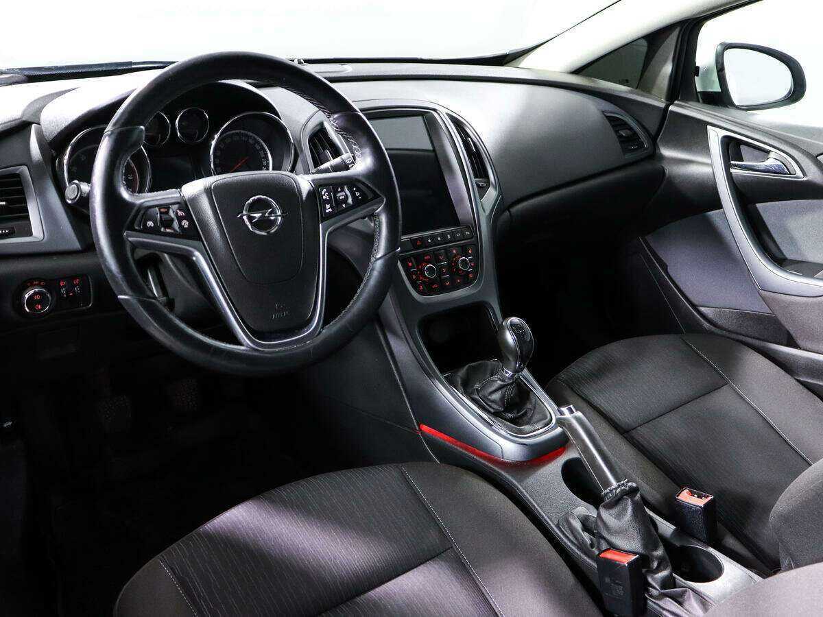 Купить Opel Astra, 2013, 122 411 км.. Фото: #13