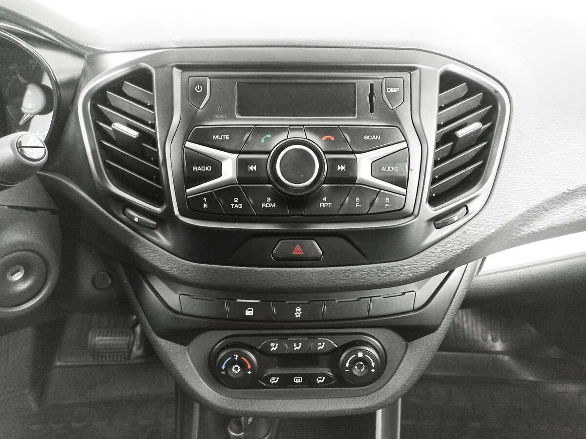 Купить Lada (ВАЗ) Vesta, 2015, 95 778 км.. Фото: #11