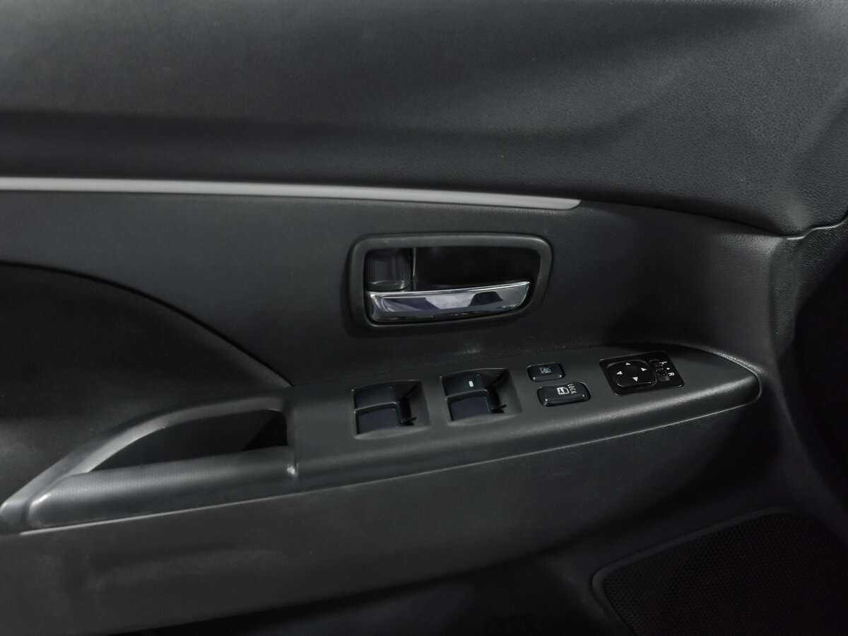 Купить Mitsubishi ASX, 2012, 324 537 км.. Фото: #10